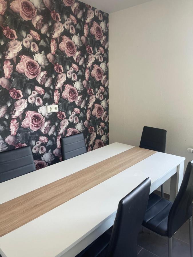 אסן Apartment Gross 4 Zimmer מראה חיצוני תמונה